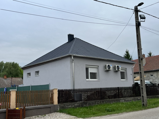 Kereskedelmi tető 2